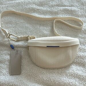 Rothy’s casual sling bag NWT
